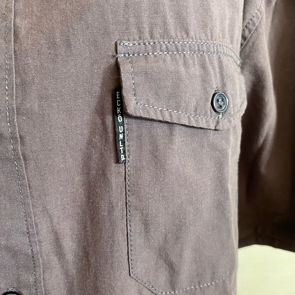 Ecko Unltd Grey collared button up shirt size XL - Picture 2 of 8